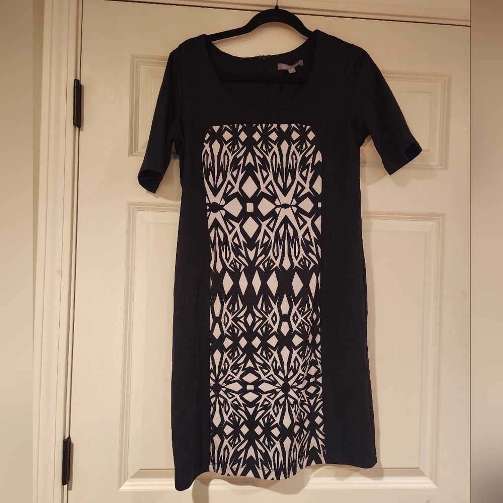NY Collection stretchy black and white patterned knee length dress